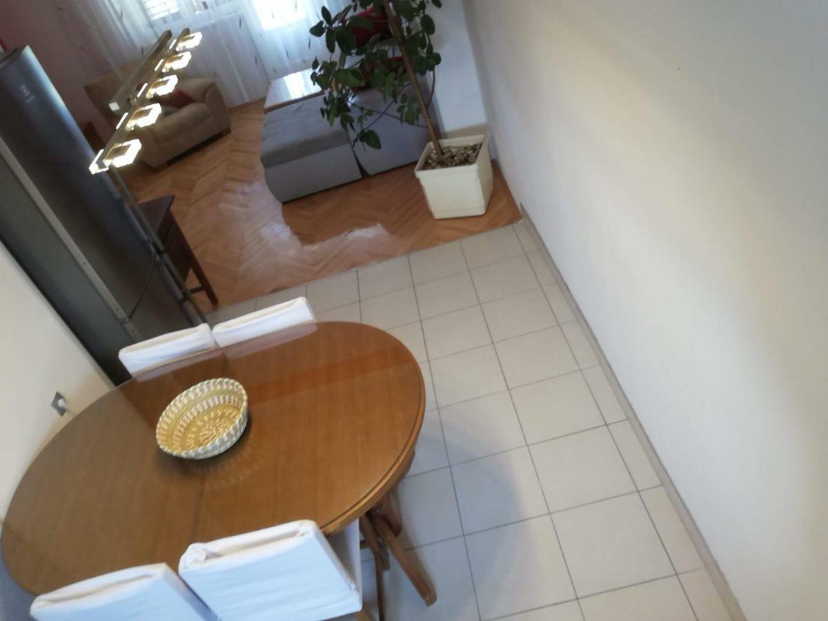 Spacious Family Apartment With Parking In The Shade And Barbecue House Šibenik Eksteriør billede